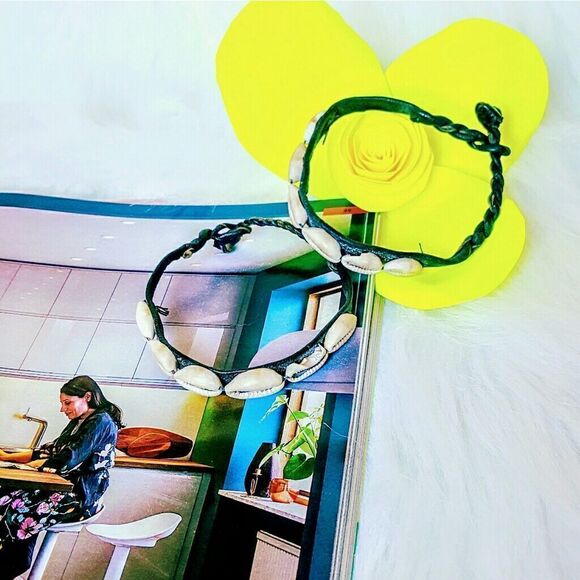 Africa Hand Bracelet  - Picture 4 of 4